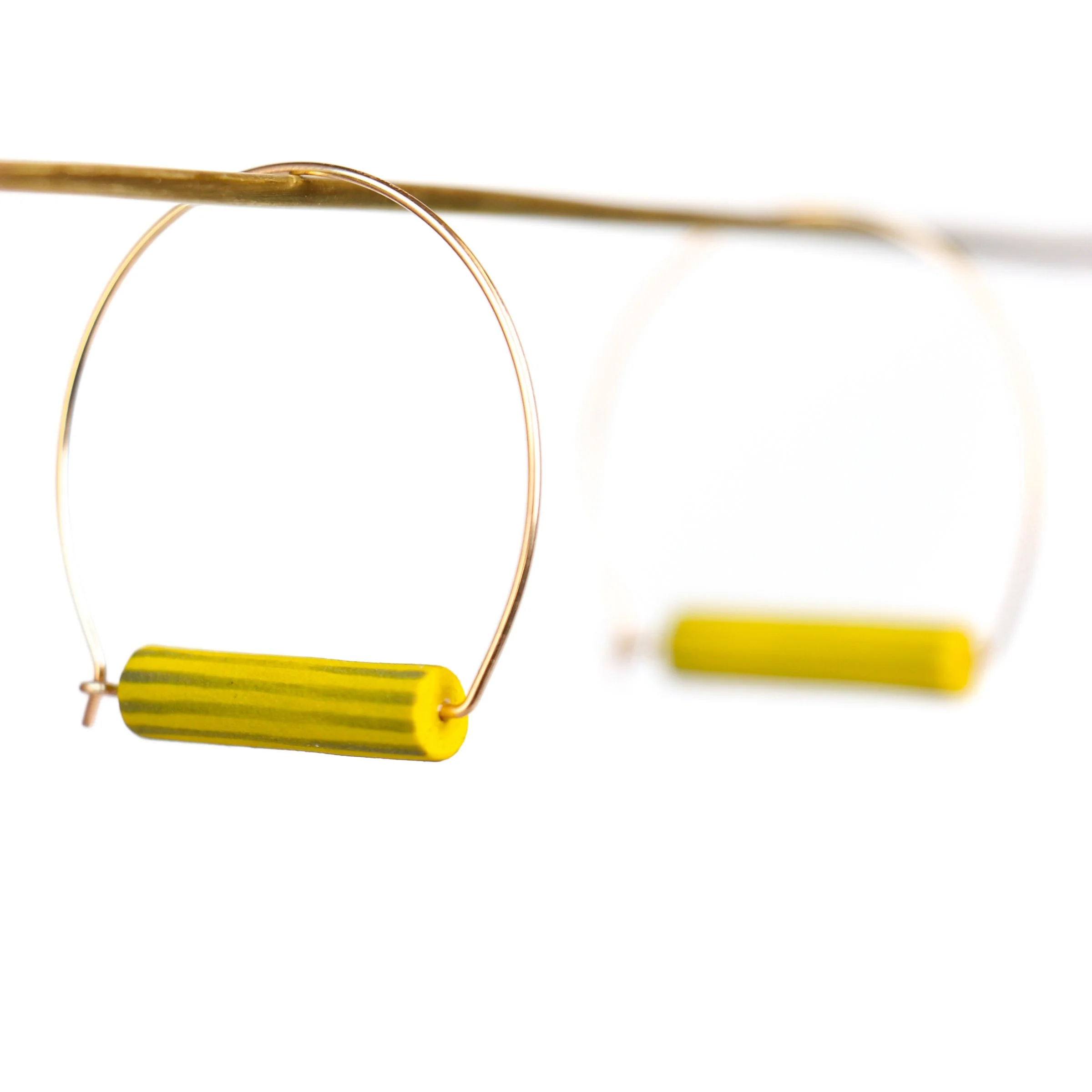 Delicate Dock Hoop Earrings - Image 3