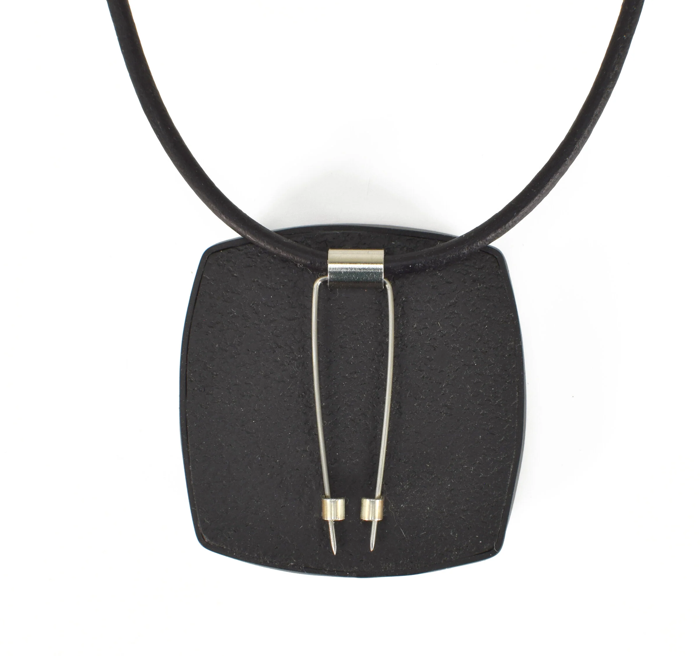 Famous Masters Pin & Pendant - Image 12