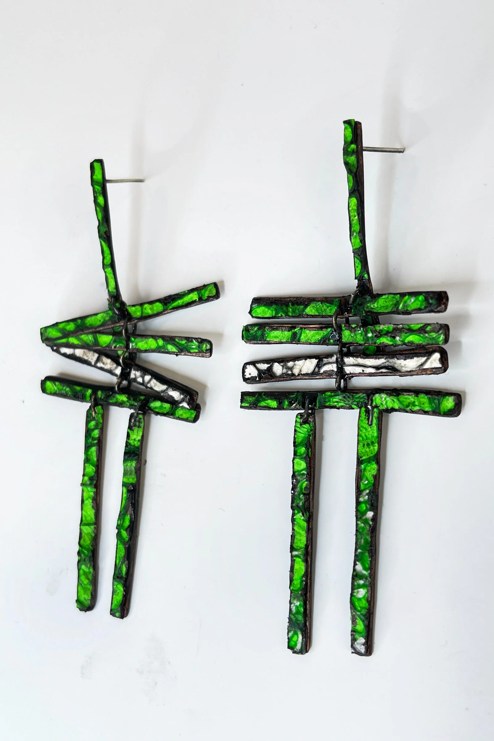 Lines Drop Earrings - Image 3